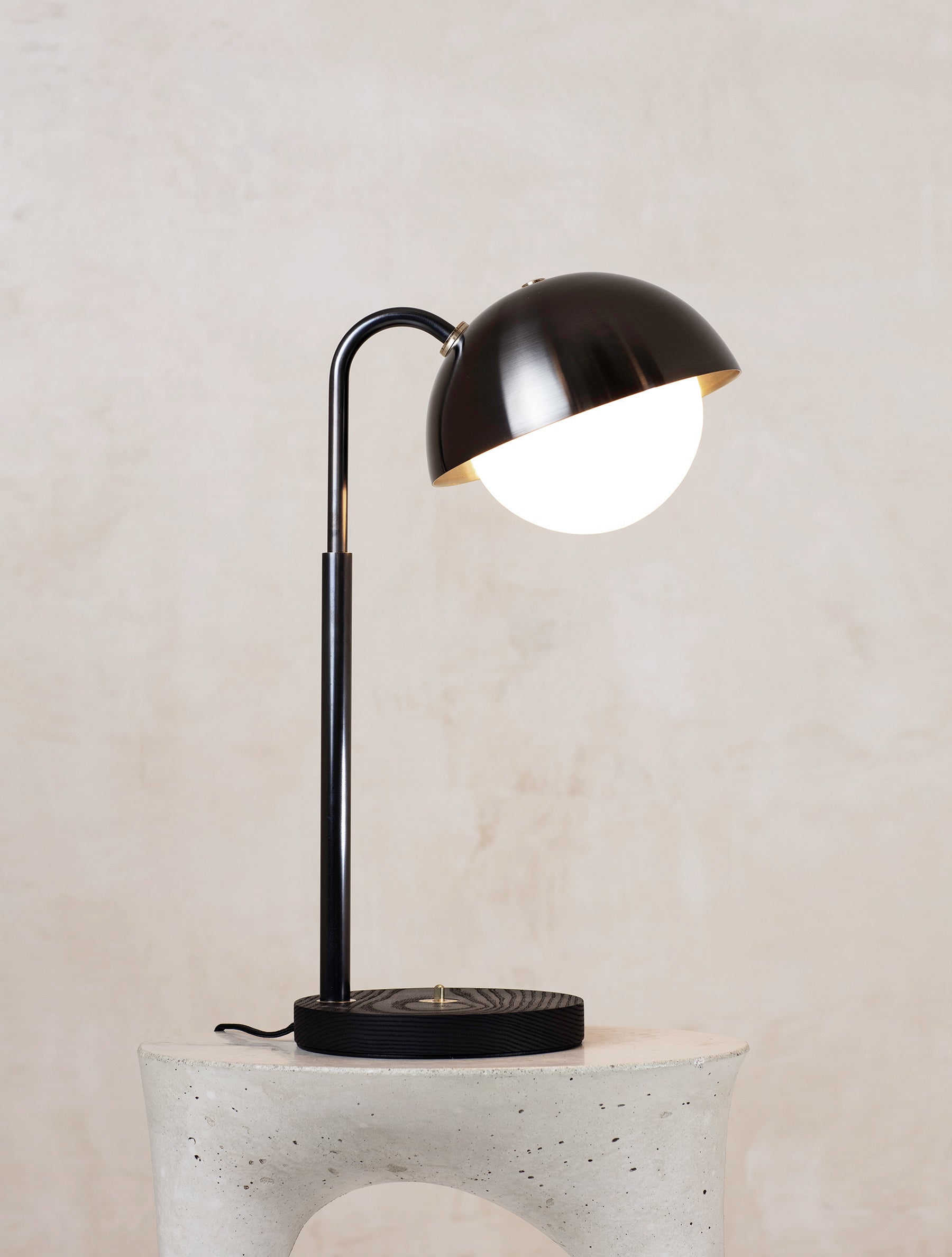 metal dome table lamp