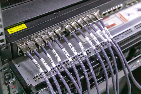 Visualized management of the computer room, M110 pocket printer marks each cable in an orderly manner