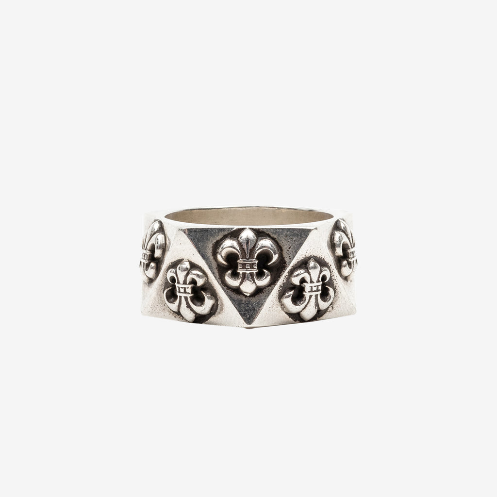 CHROME HEARTS PENTAGON CH PLUS RING-