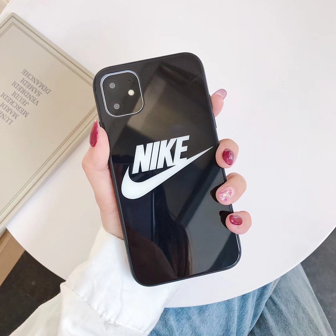 iphone 11 pro case nike