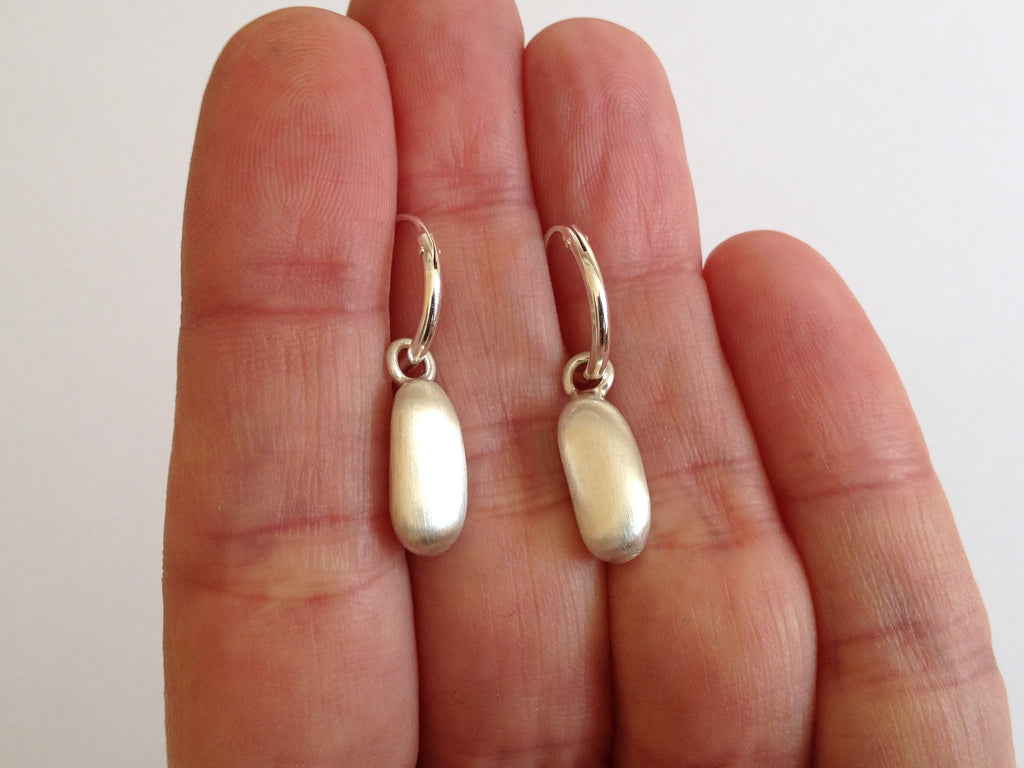 Pebble Bean Silver Dangling Earrings