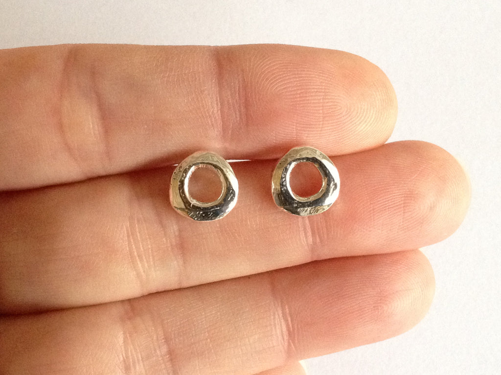 Small O Silver Circle Stud Earrings