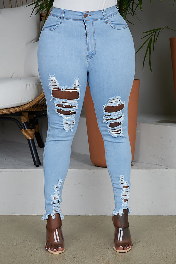 Distressed Light Wash Curvy Jeans - Lilly's Kloset