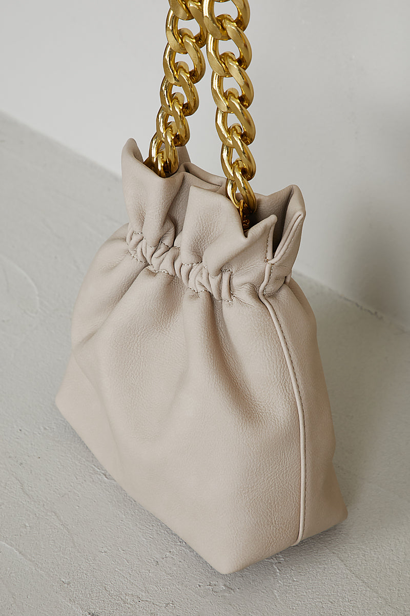 chain handle bucket bag