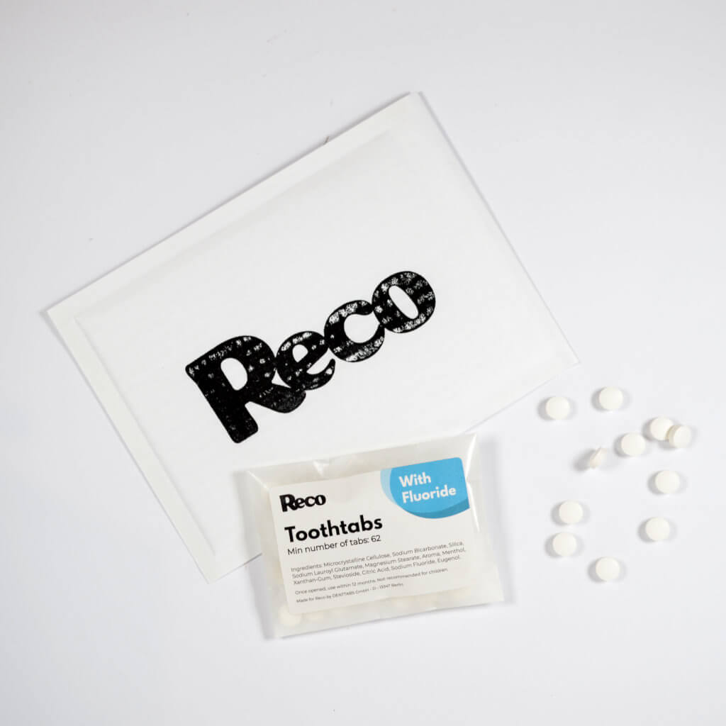 Reco toothtabs - plastic free Toothpaste Tablets with paper mail out bag