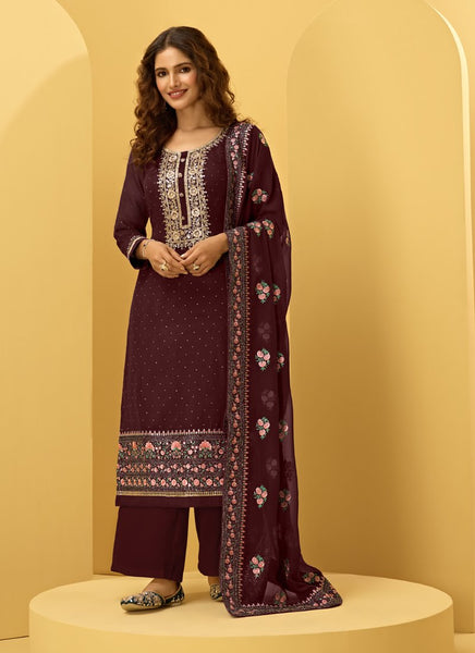 traditional Indian salwar kameez