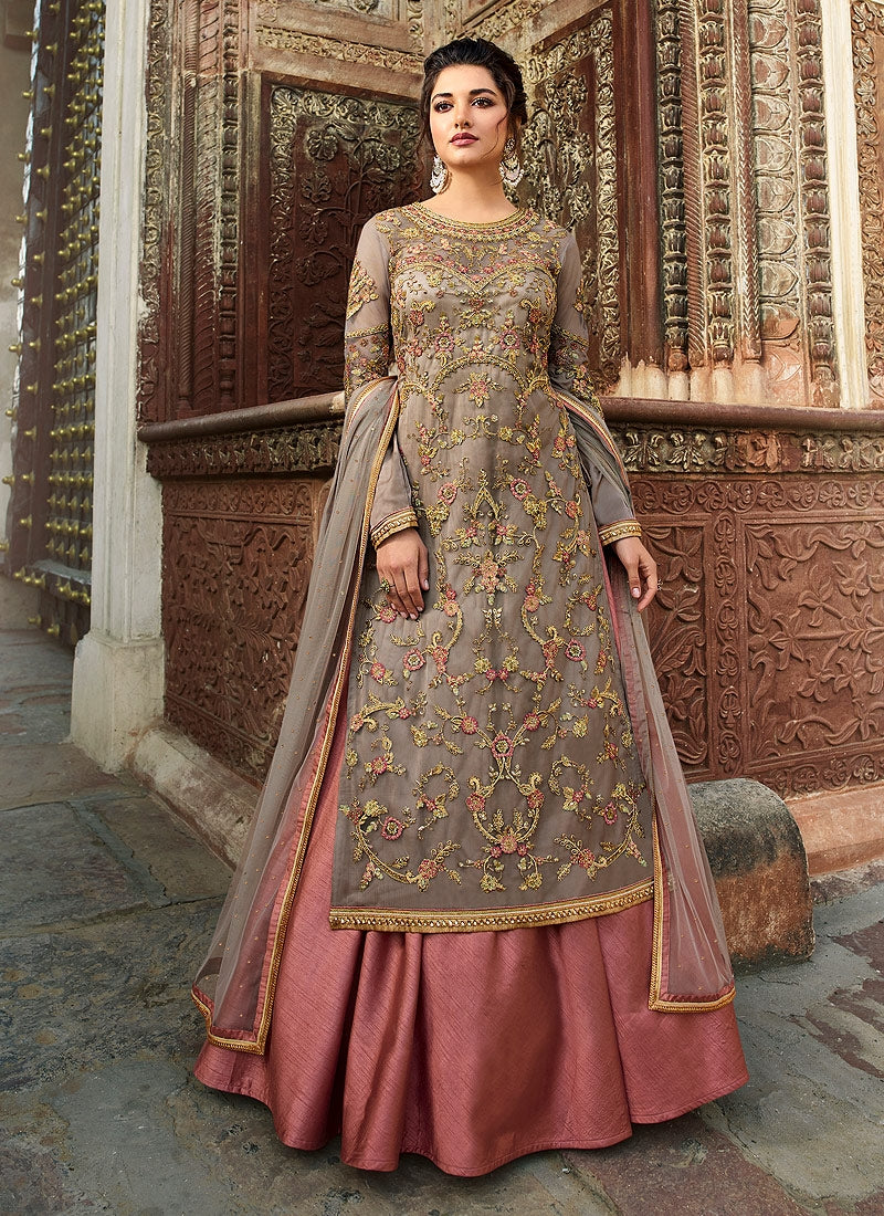 white anarkali suit with red dupatta