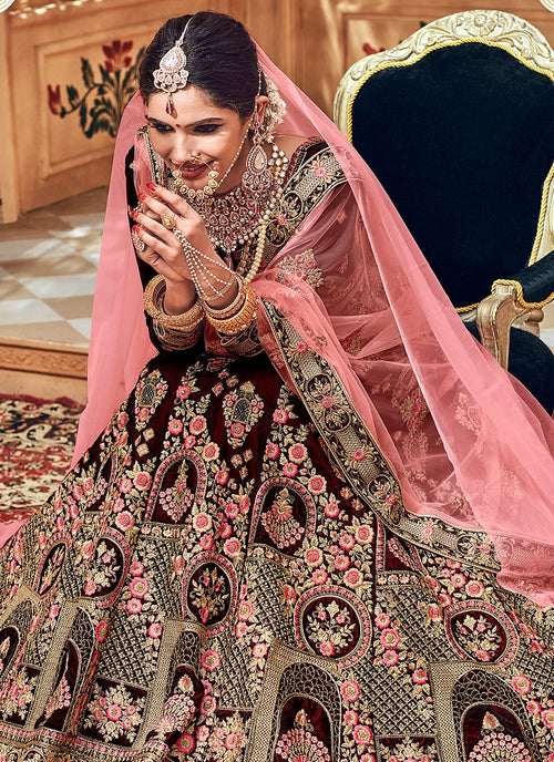 Pin by Zenfashion on wedding dress | Popular wedding, Pink bridal lehenga,  Bridal photos