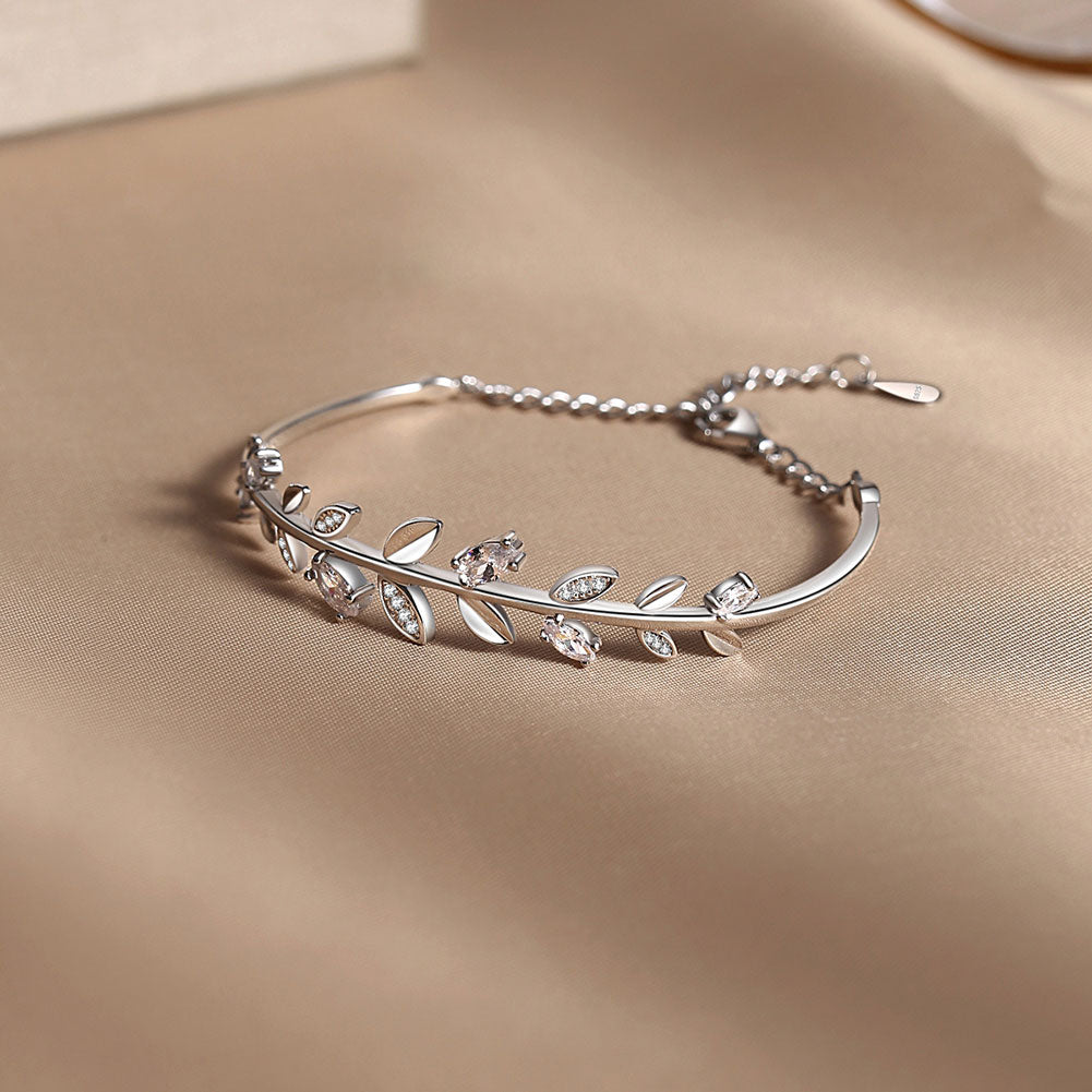 Se Zirkonia Leaf Armbånd Rhodineret 925 Sølv hos Callisto Jewellery