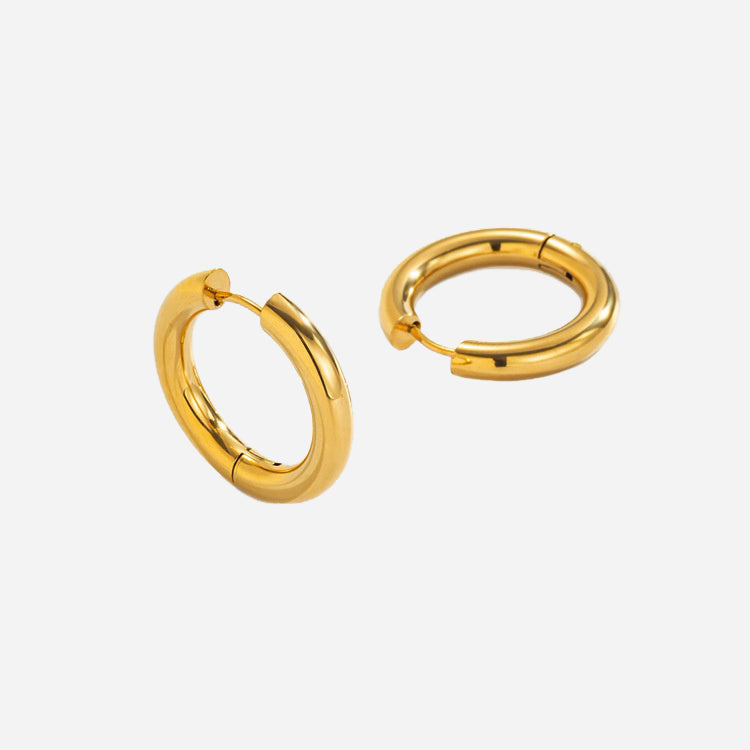 Se Basic Hoops 18K Guldbelagt hos Callisto Jewellery