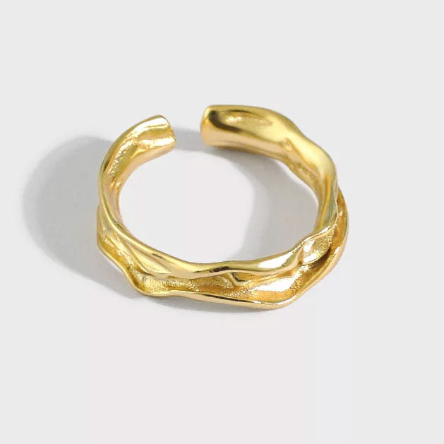 Se Small Melted Ring 18K Guldbelagt hos Callisto Jewellery