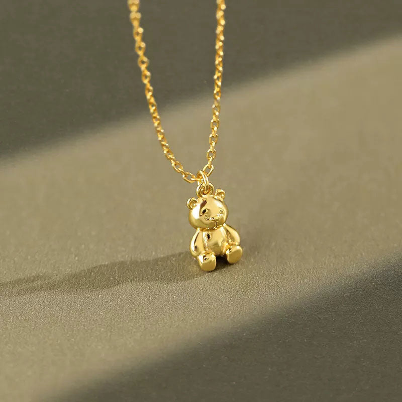 Se Mini Bear Halskæde 925 Sølv 18K Guldbelagt hos Callisto Jewellery