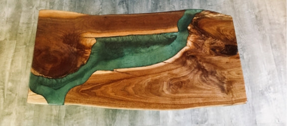 live edge river table.jpg__PID:db90254c-1b55-4a91-8b03-5d9eaaca8506