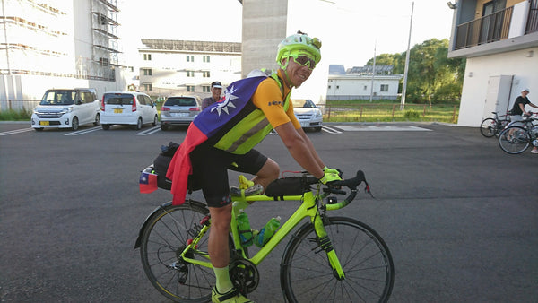 Jason Ding in RedWhite Long Distance bibshorts in Taiwan