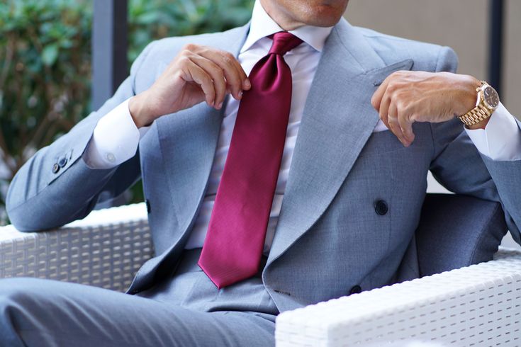 Business Casual Explained: What to Wear to That Job Interview