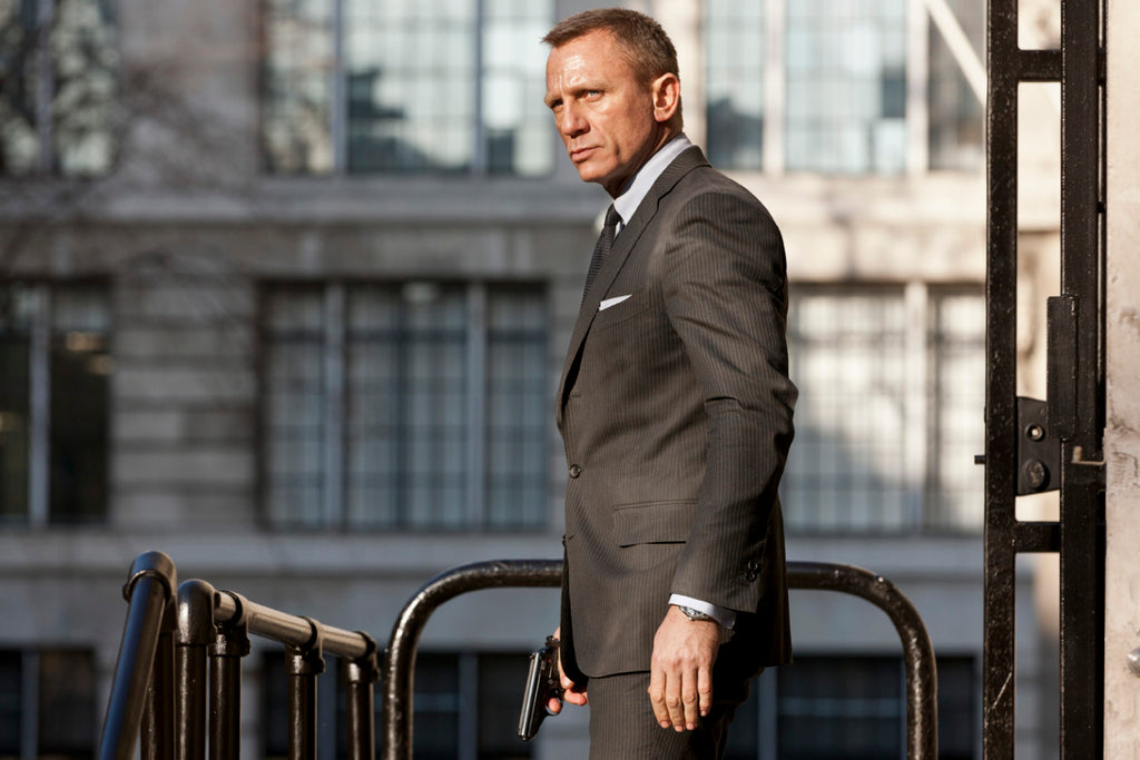 Bond, James Bond | James bond suit, James bond style, James bond outfits
