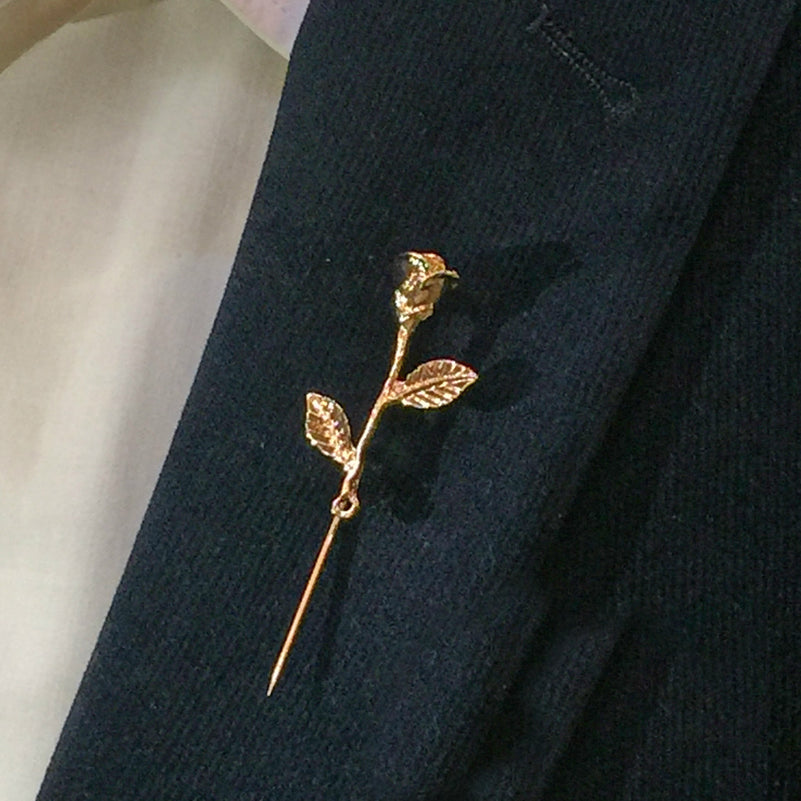 How To Accessorize The Suit | Lapel Flowers | Otaa