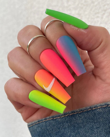 You Need To Try These Bright Summer Nail Looks By Kessyjones Nails Be Light Elegance