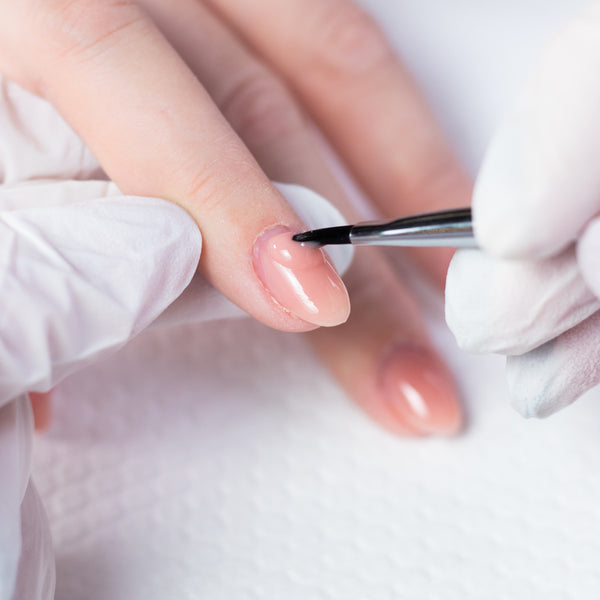 Why should i calculate cost per service for gel nail services?