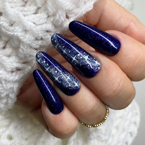 58 Best Winter Nail Colors For Your Next Manicure | Swift Wellness