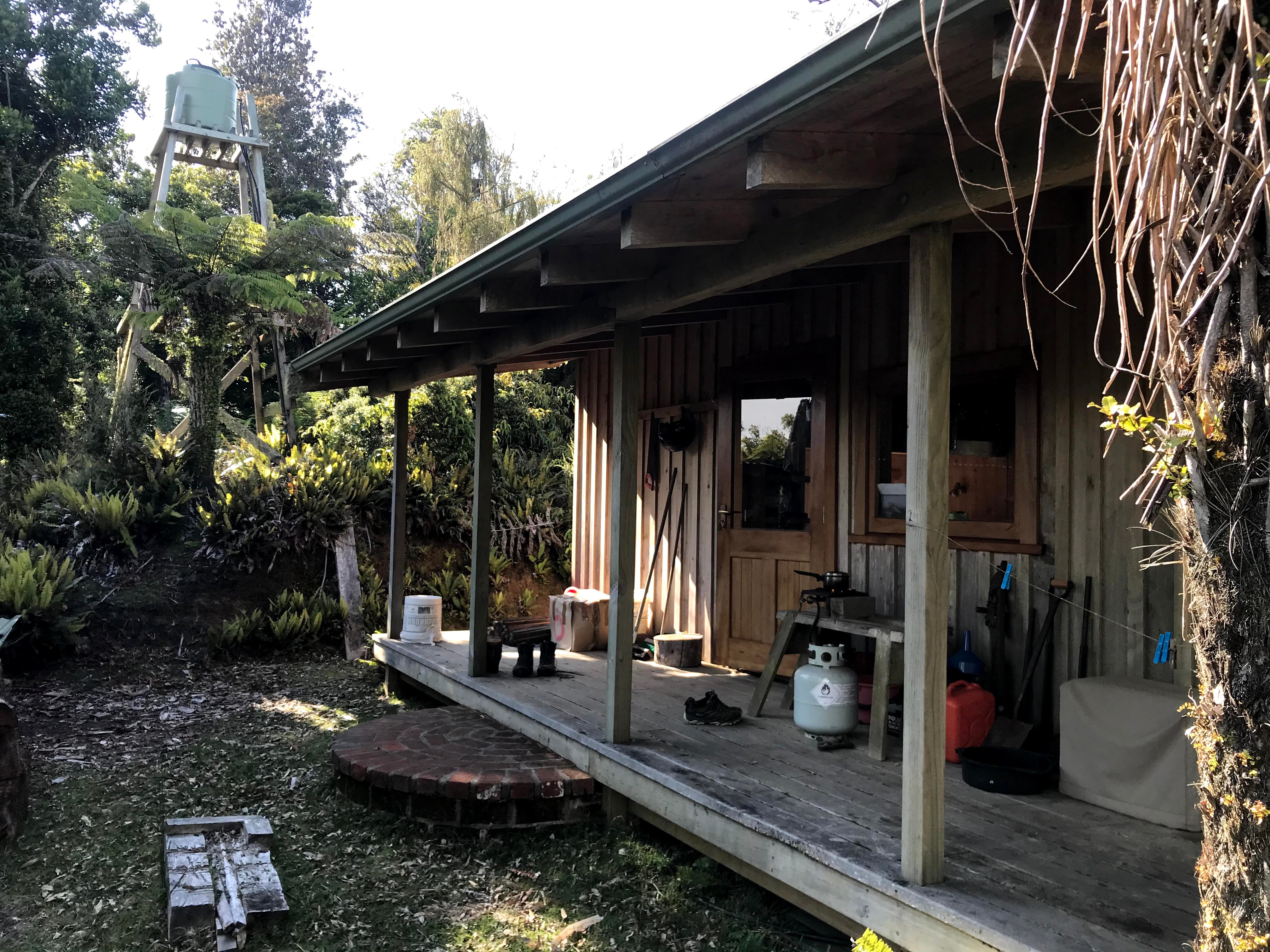 Bees & Trees Field Hut in New Zealand