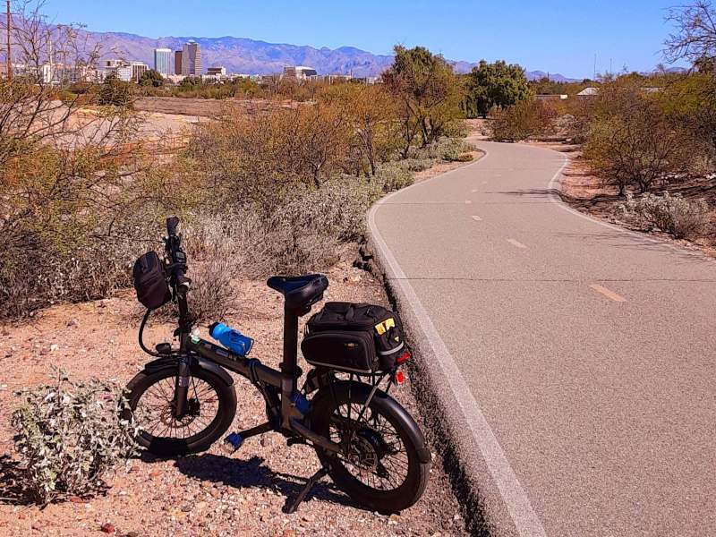 Qualisports folding electric bike