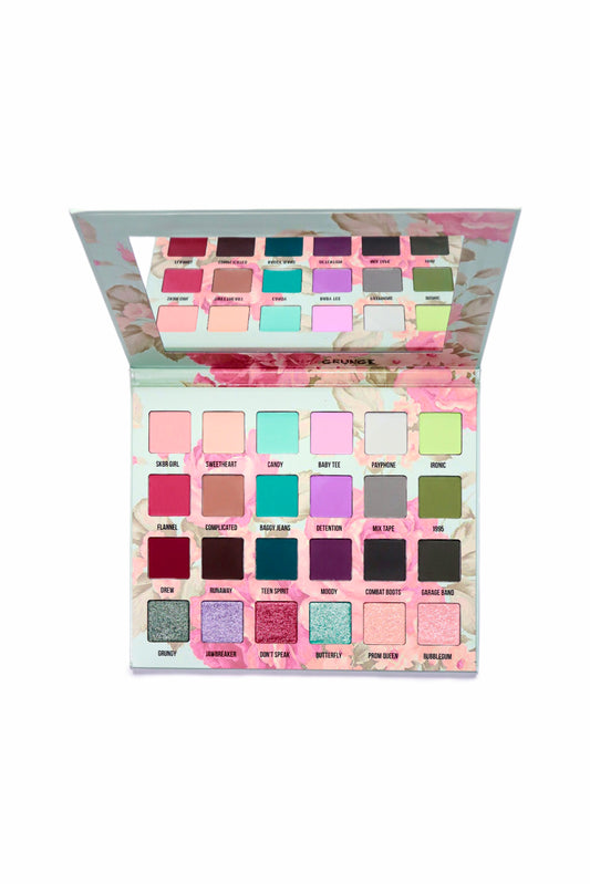Lure Palette – Blend Bunny Cosmetics