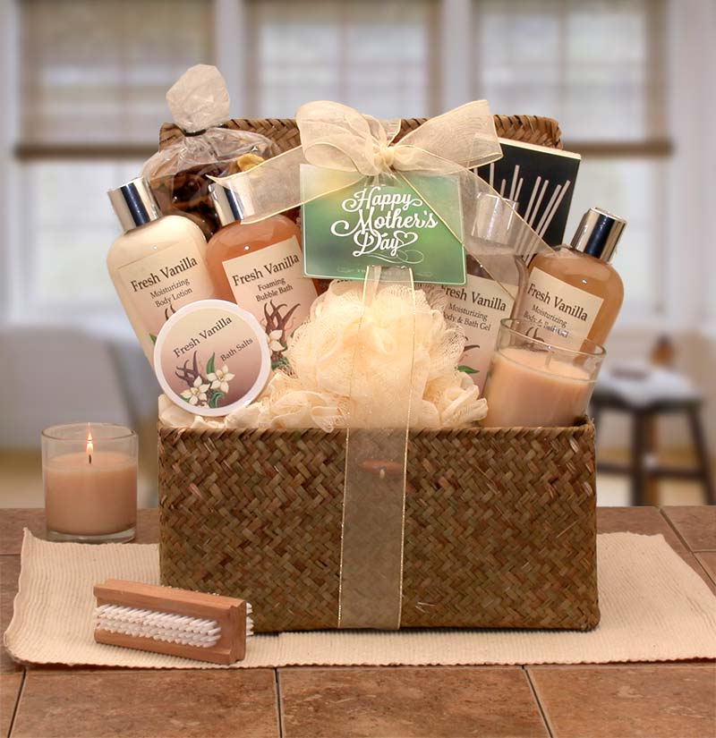 Custom New Mom Gift Basket (Deluxe)