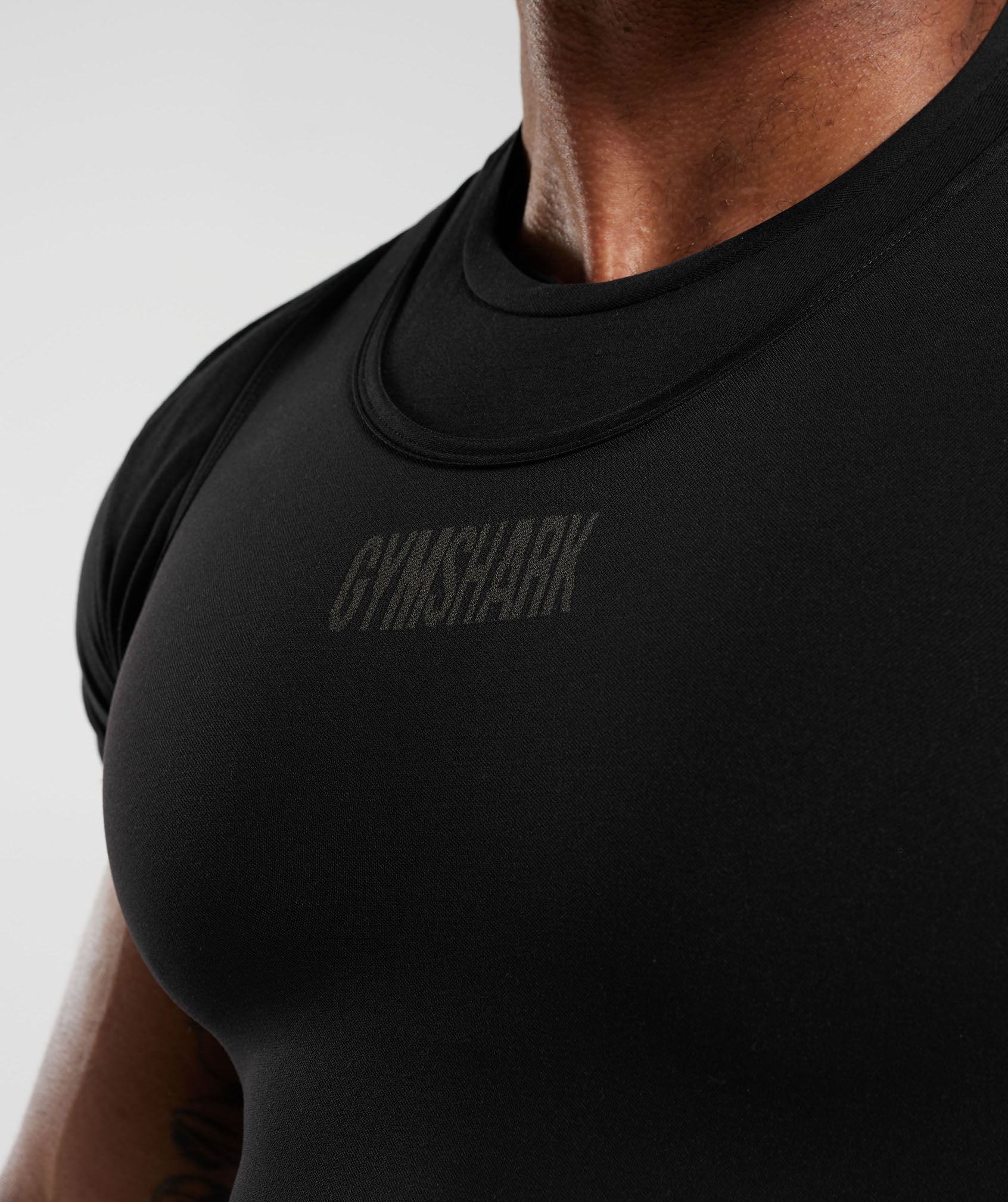 Seamless Singlet in Black/Charcoal Grey - view 6