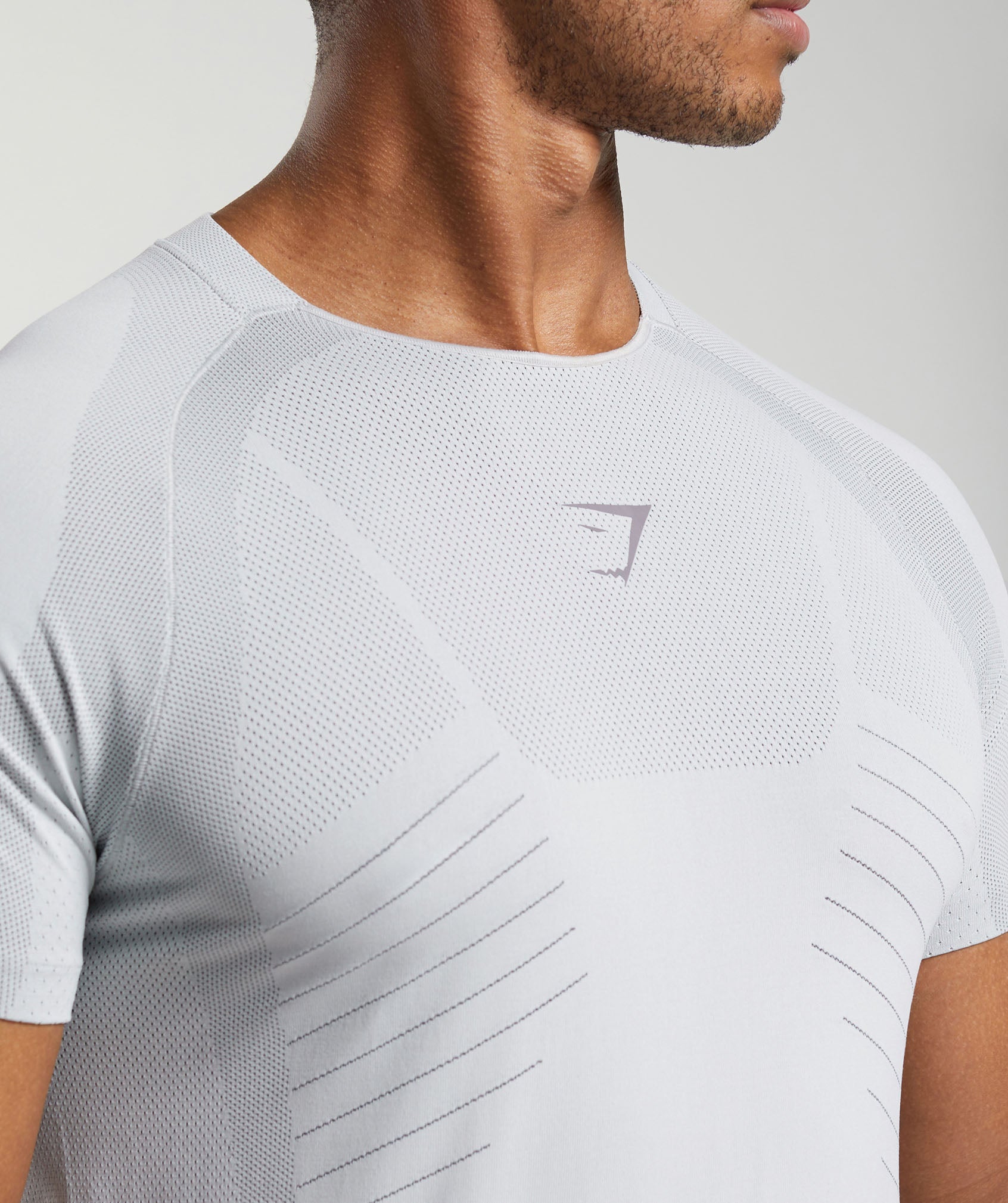 Apex Seamless T-Shirt in Light Grey/Medium Grey - view 5