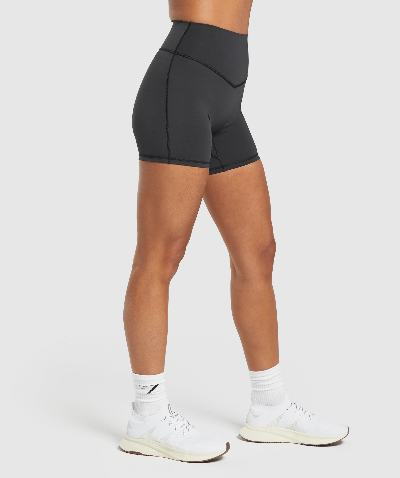 Elevate Shorts in Black - view 3