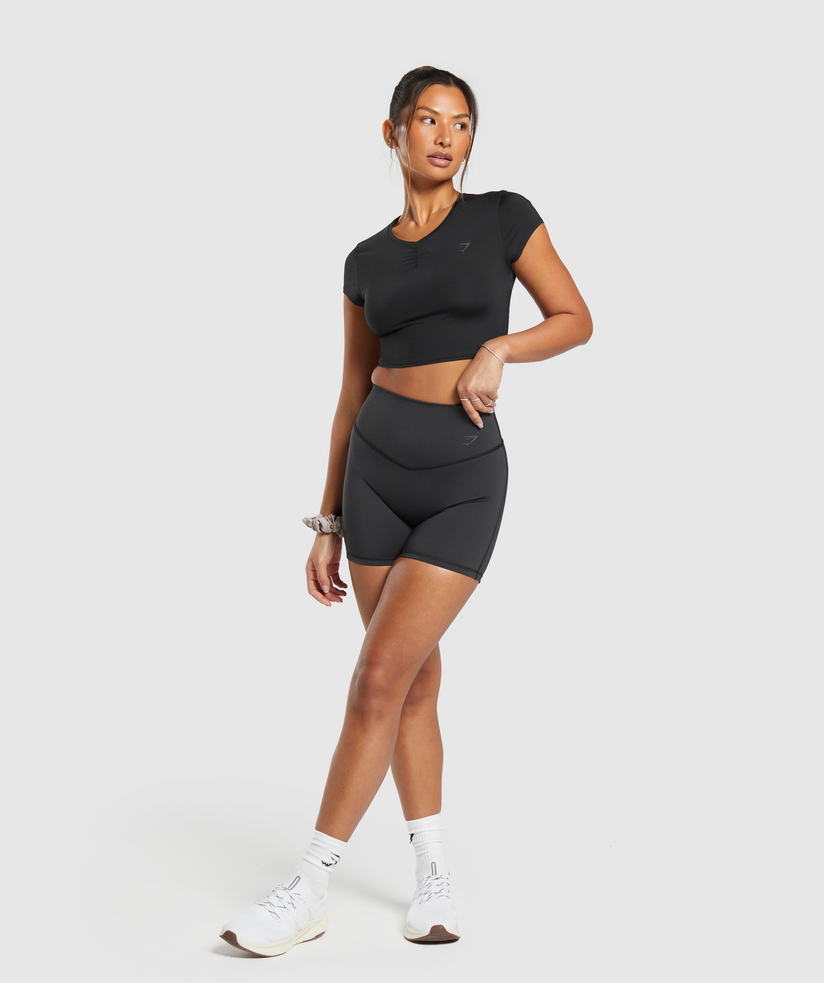 Elevate Shorts in Black - view 4