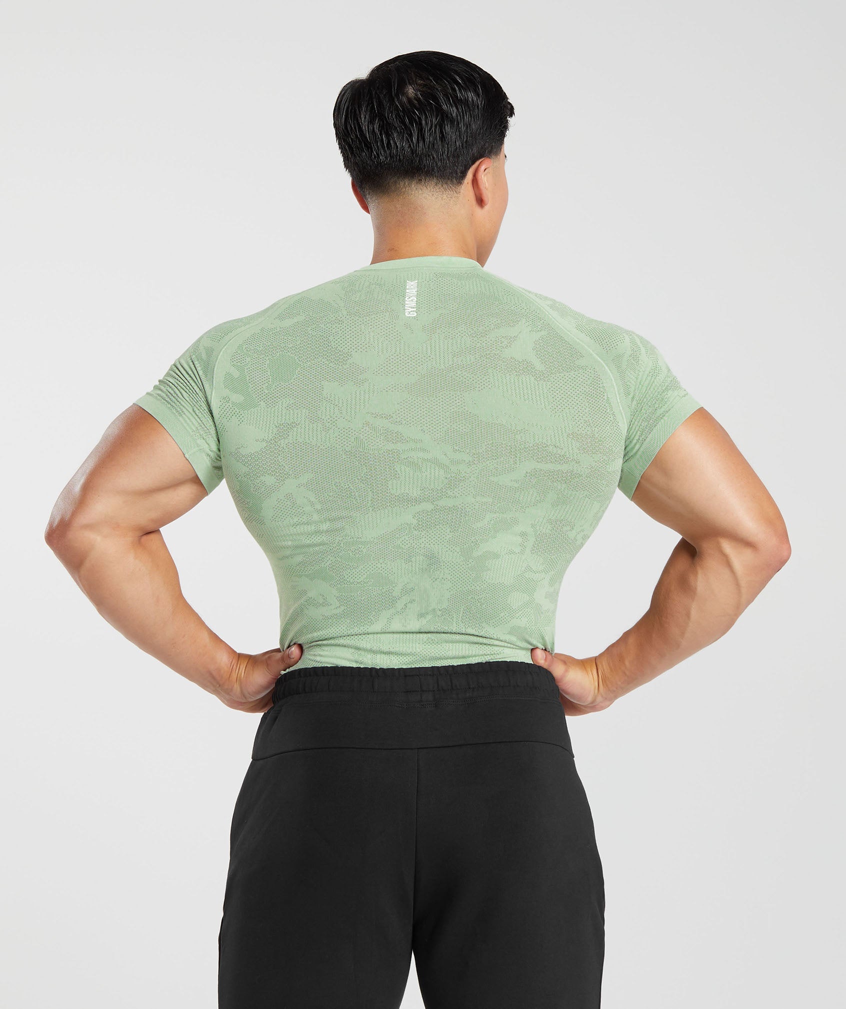 Geo Seamless T-Shirt in Flora Green/Willow Green