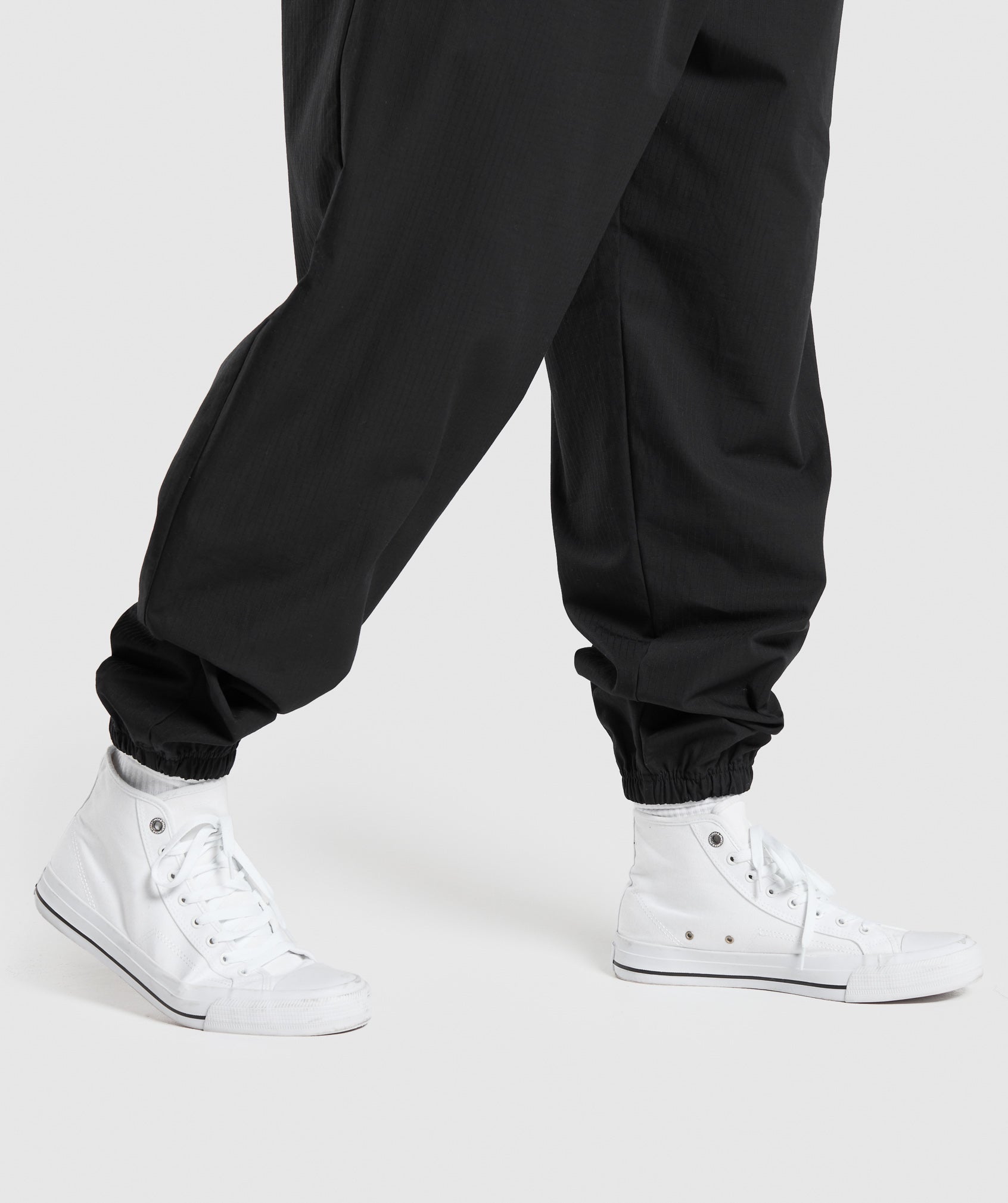 Pumper Pants in Black - view 6