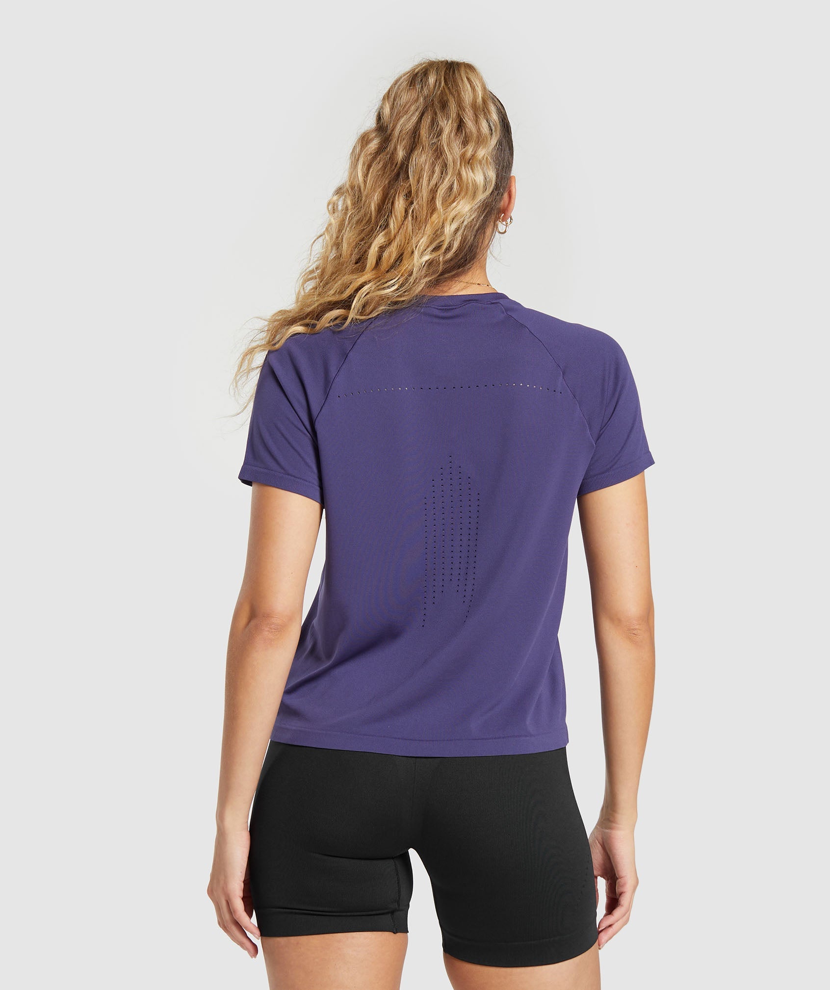 Sweat Seamless T-Shirt in Galaxy Purple - view 2