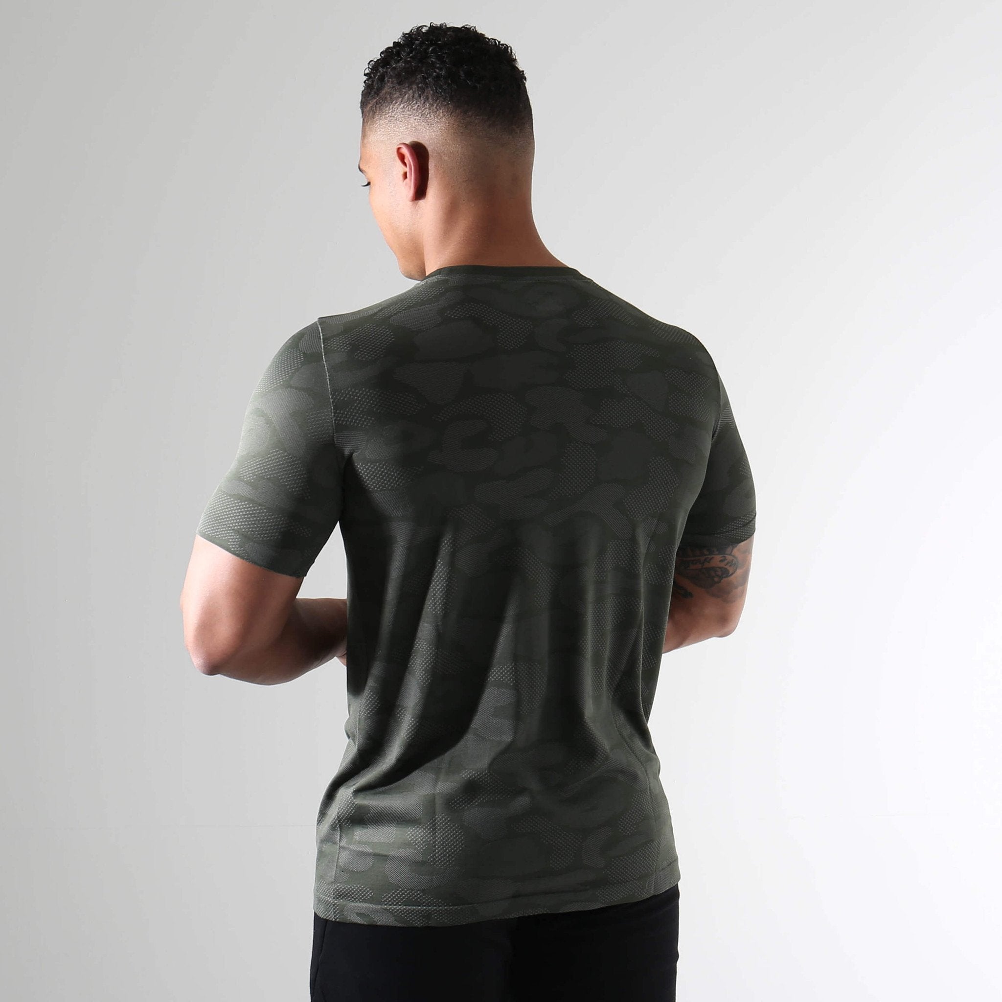 Seamless Stealth T-Shirt in Alpine Green - view 4