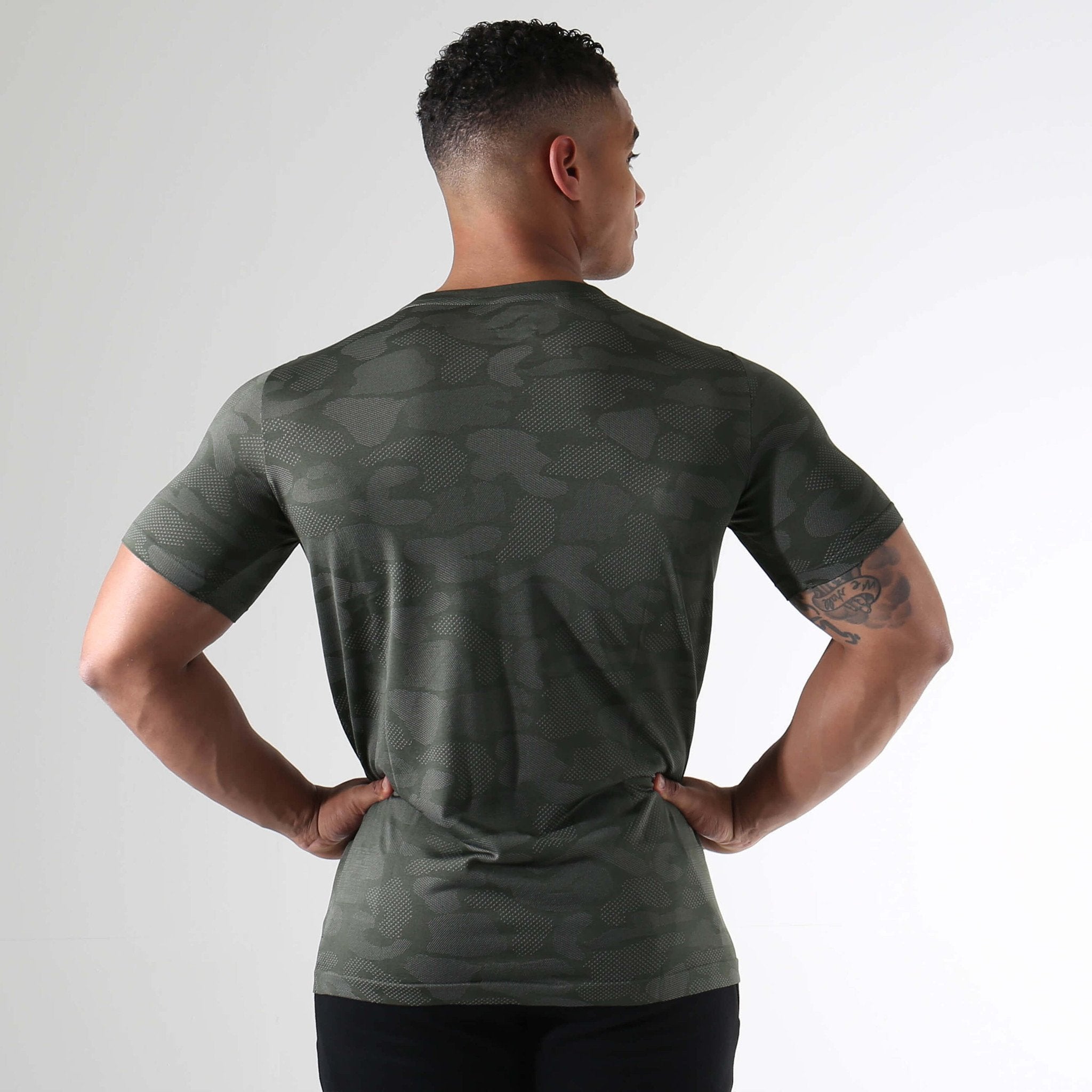 Seamless Stealth T-Shirt in Alpine Green - view 2