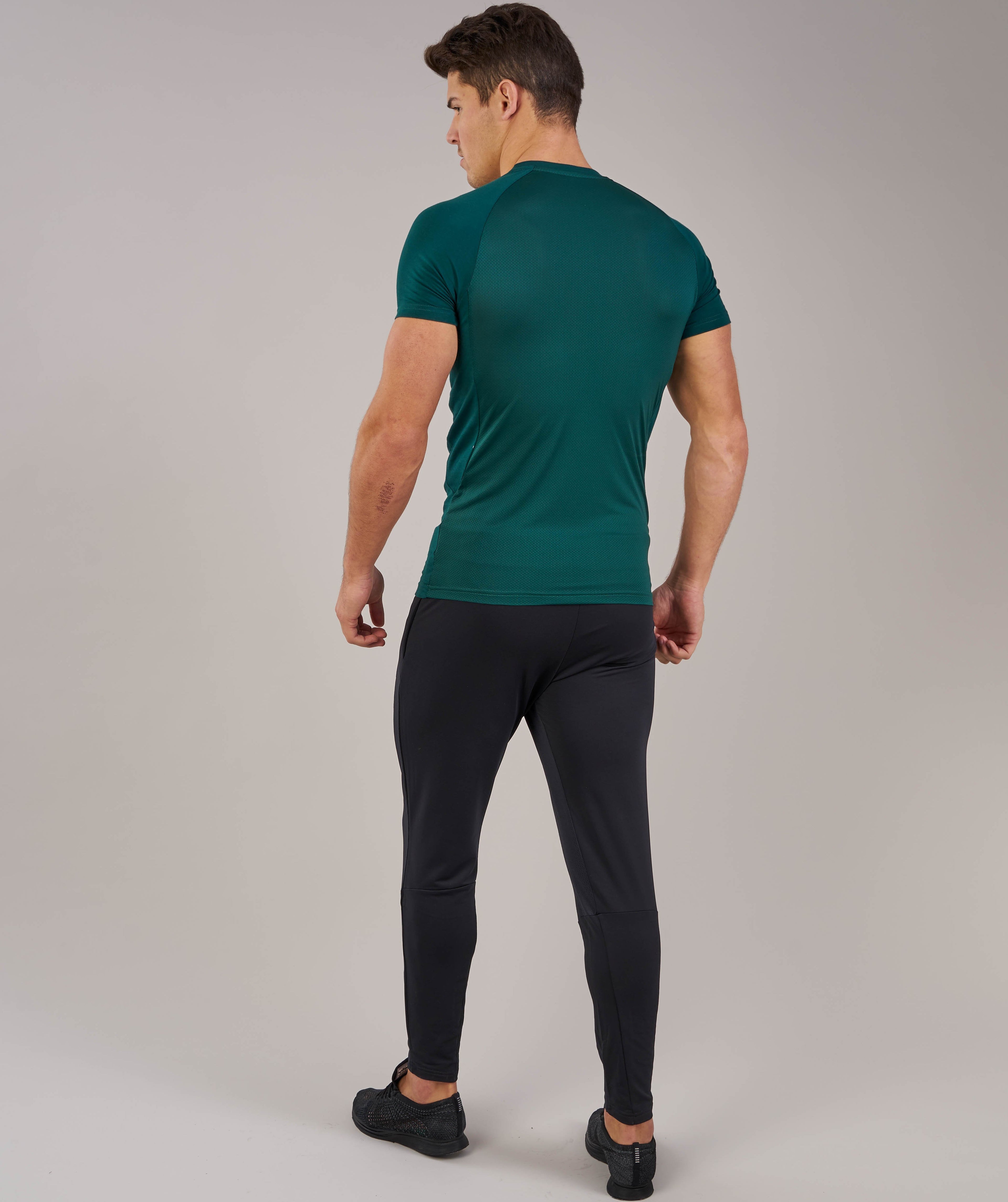 Form T-Shirt in Forest Green - view 3