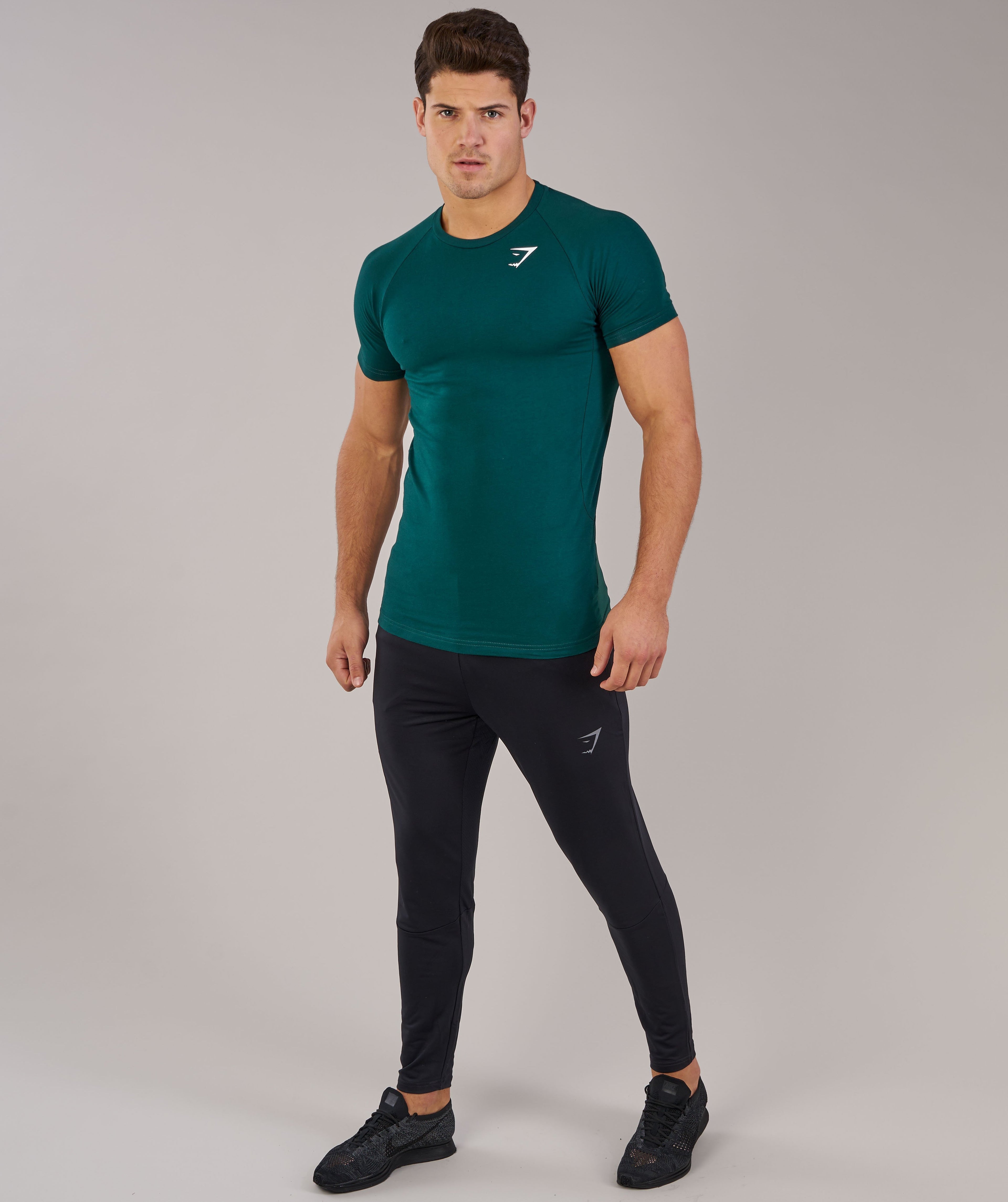 Form T-Shirt in Forest Green - view 4