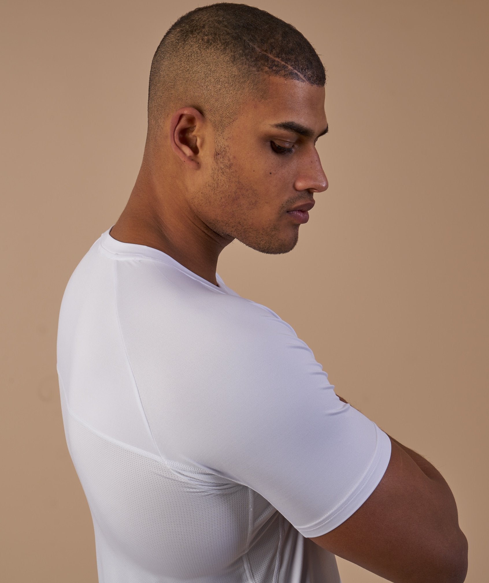 Vertex T-Shirt in White - view 6