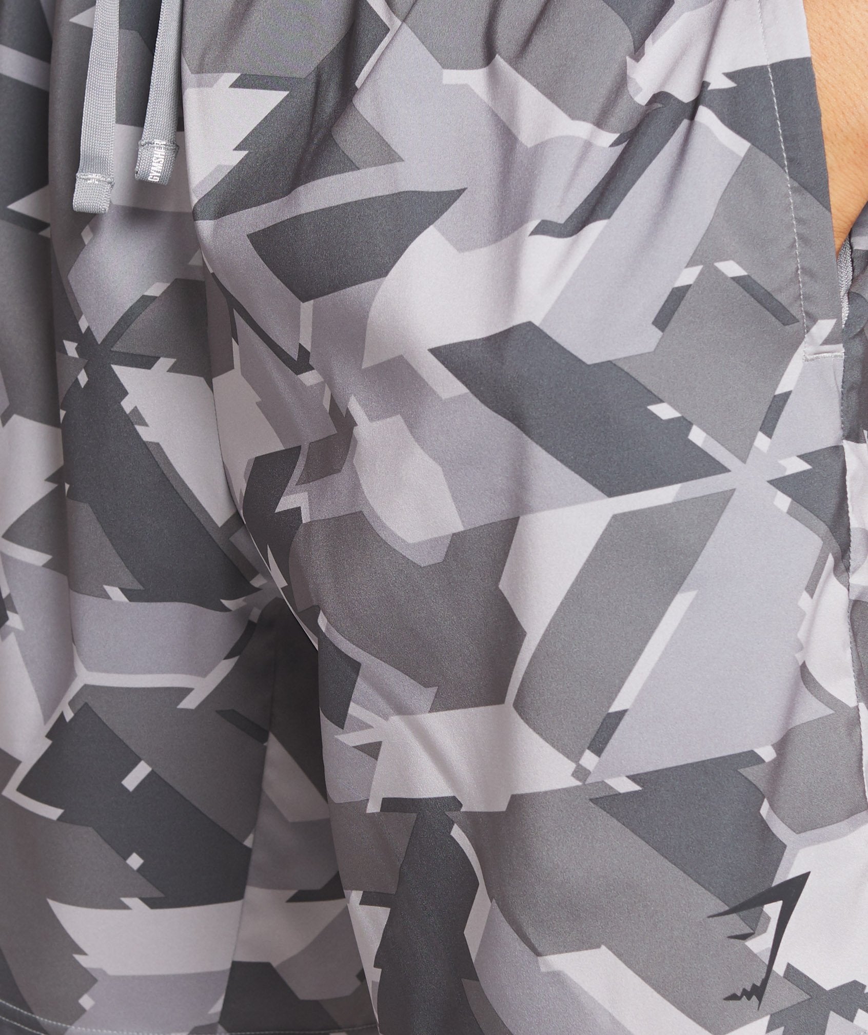 Arrival Zip Pocket Shorts in Camo - view 7