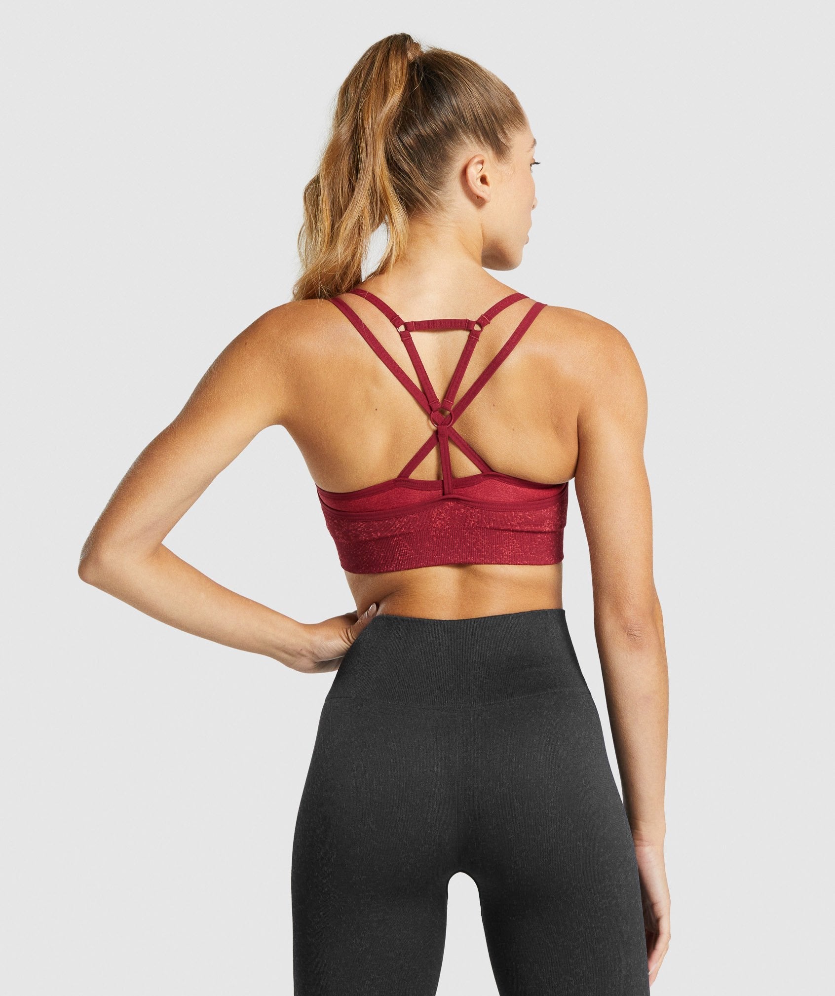 Adapt Fleck Seamless Sports Bra in Mineral | Burgundy