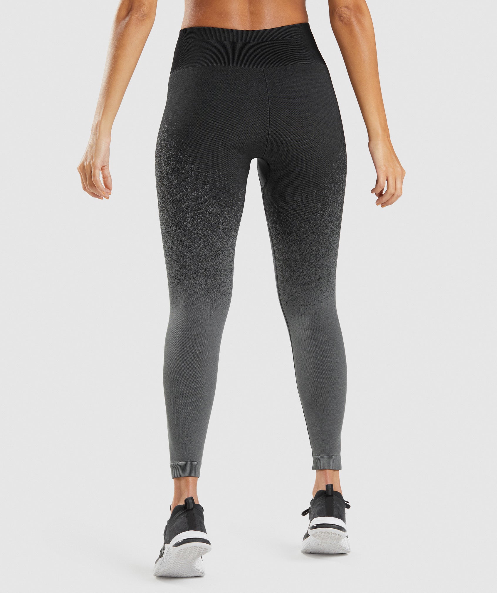 Adapt Ombre Seamless Leggings in Black/Grey - view 2