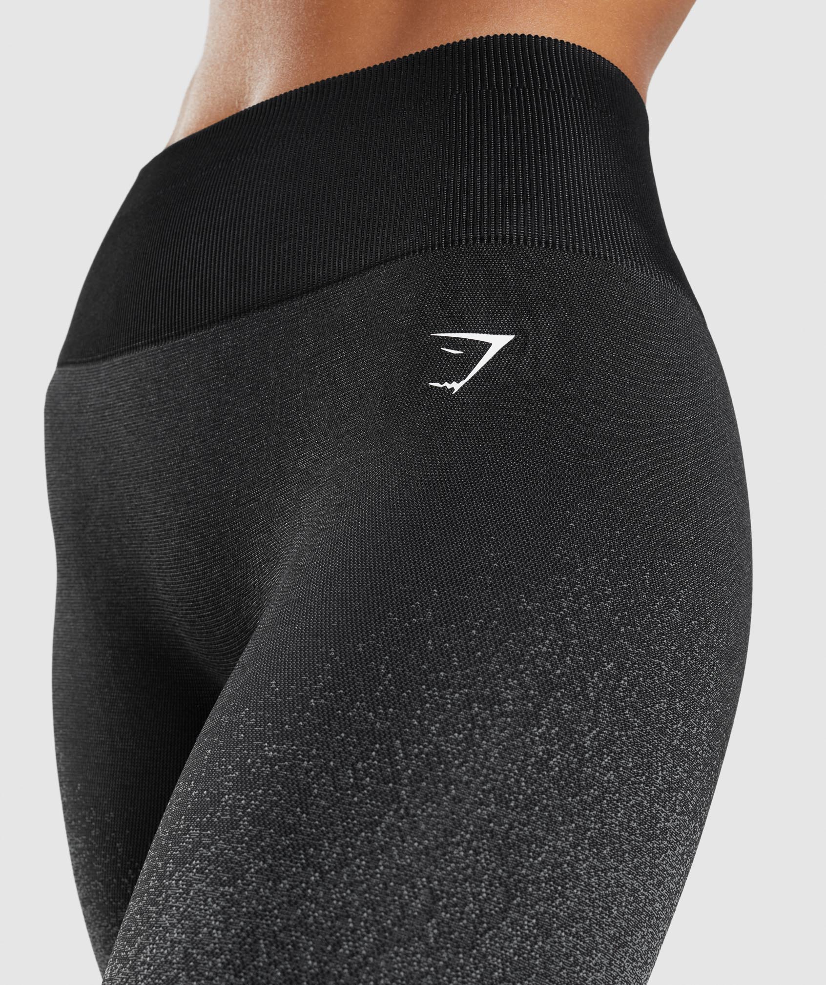 Adapt Ombre Seamless Leggings in Black/Grey - view 6