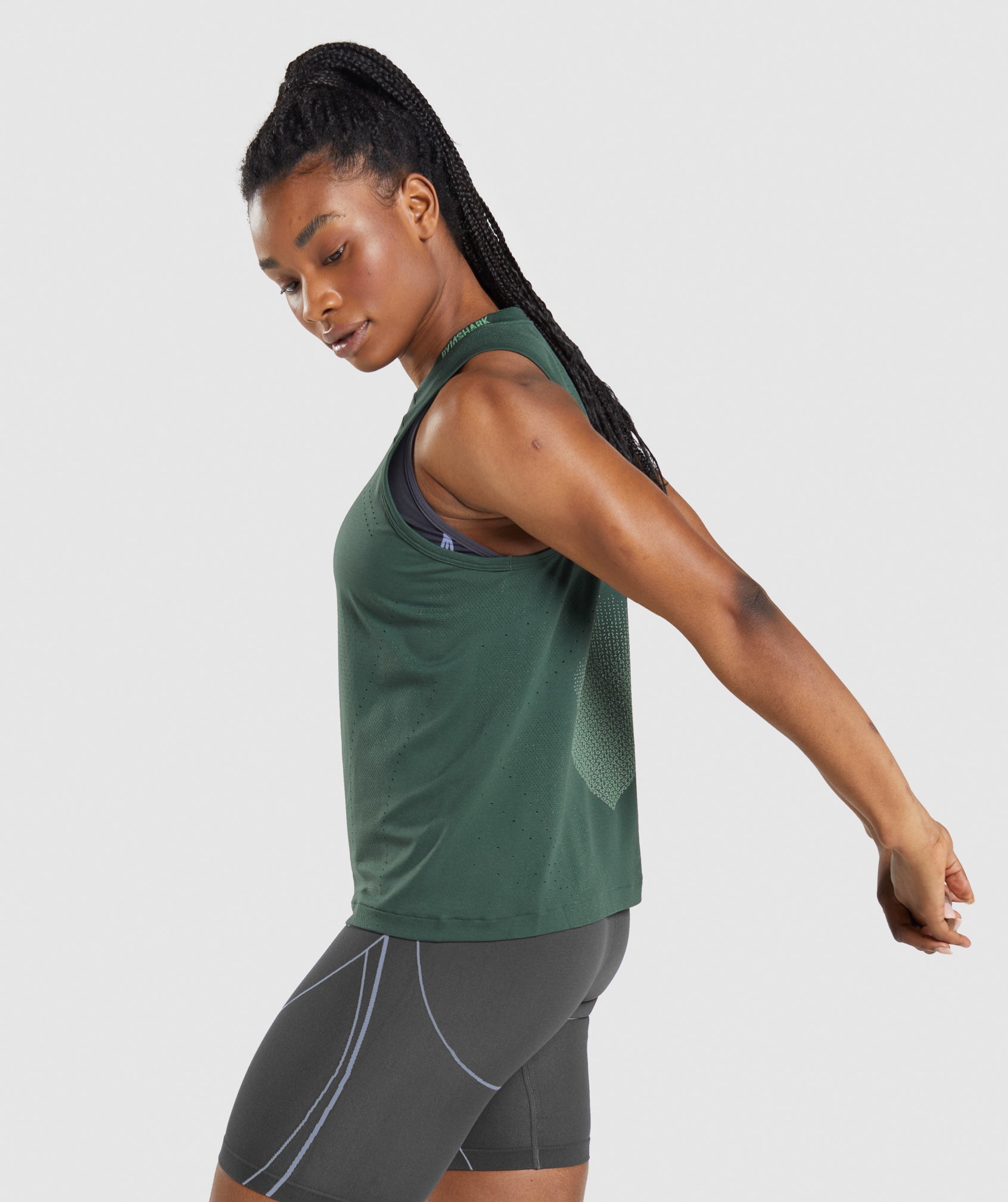 Apex Seamless Tank in Obsidian Green/Cucumber Green