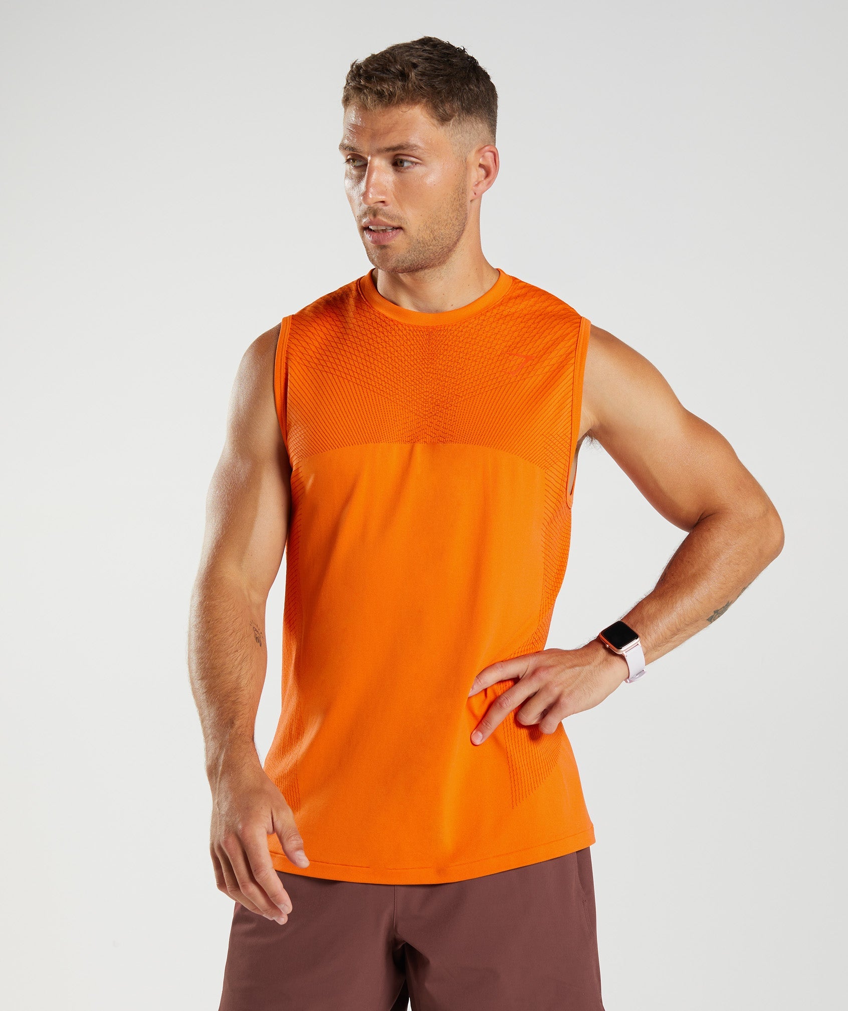 Apex Seamless Tank in Zesty Orange/Pepper Red