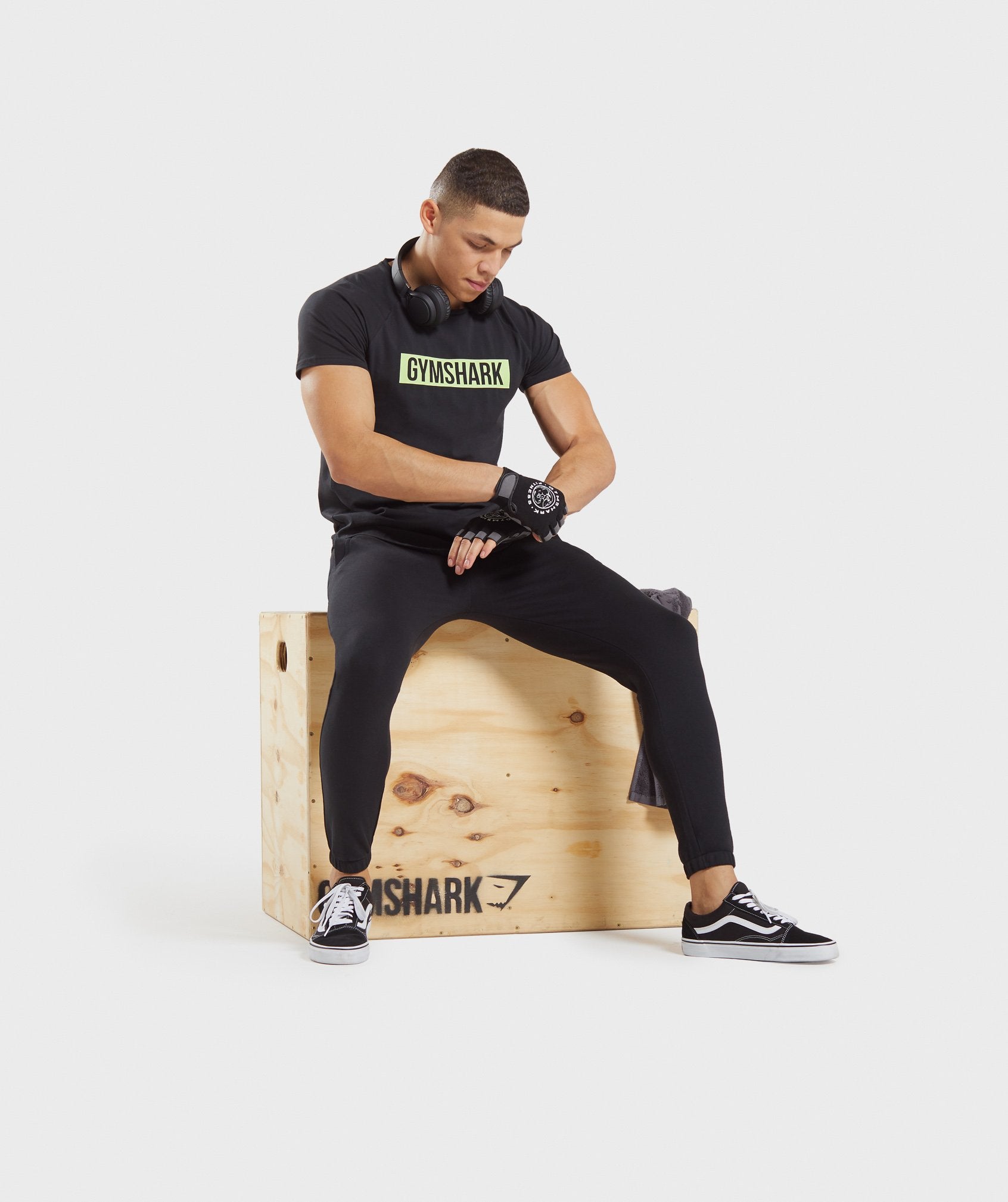 Block T-Shirt in Black/Lime - view 4