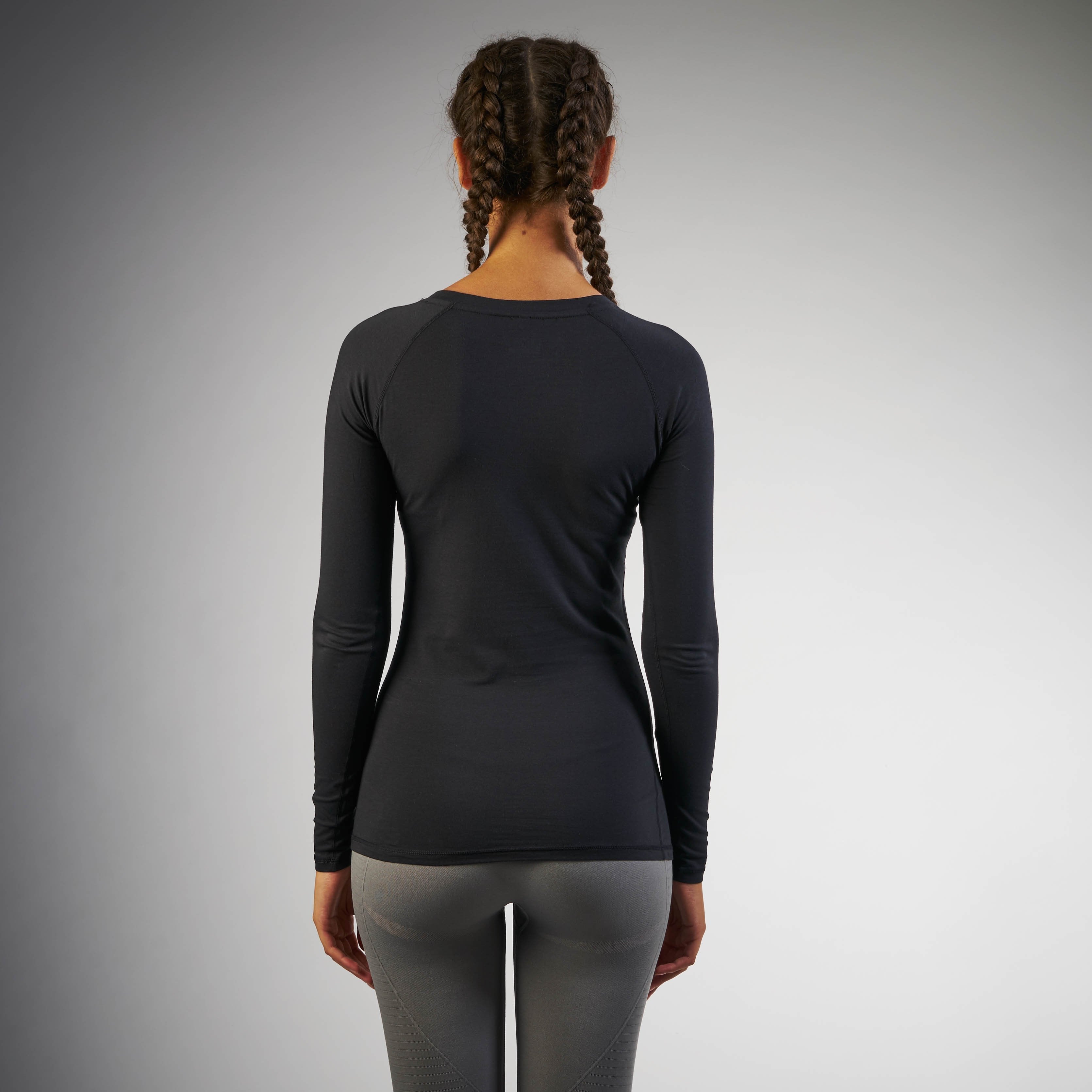 Verve Long Sleeve T-Shirt in Black - view 2