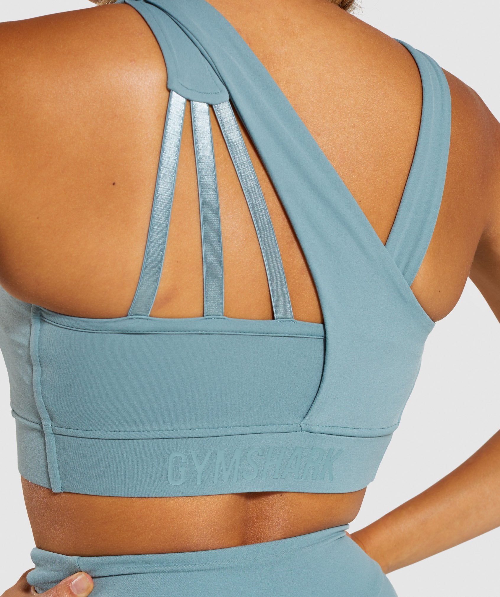 Captivate Sports Bra in Turquoise