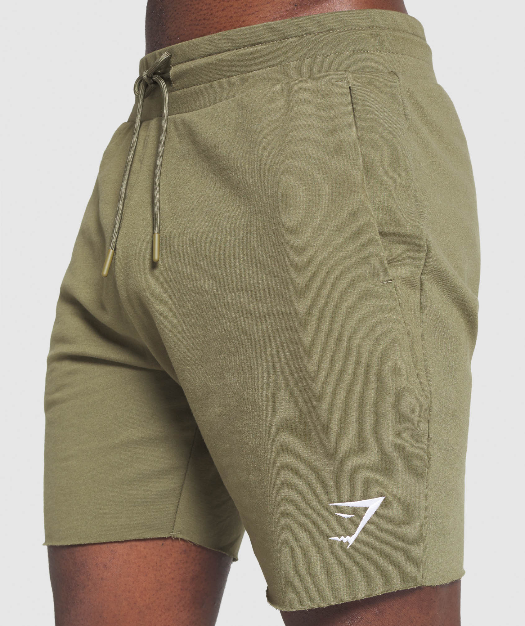 Critical Shorts in Dark Green